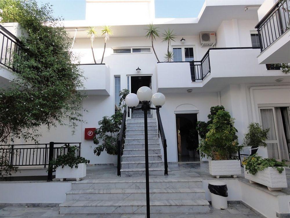 Hotel Athina Karavomylos Exterior photo
